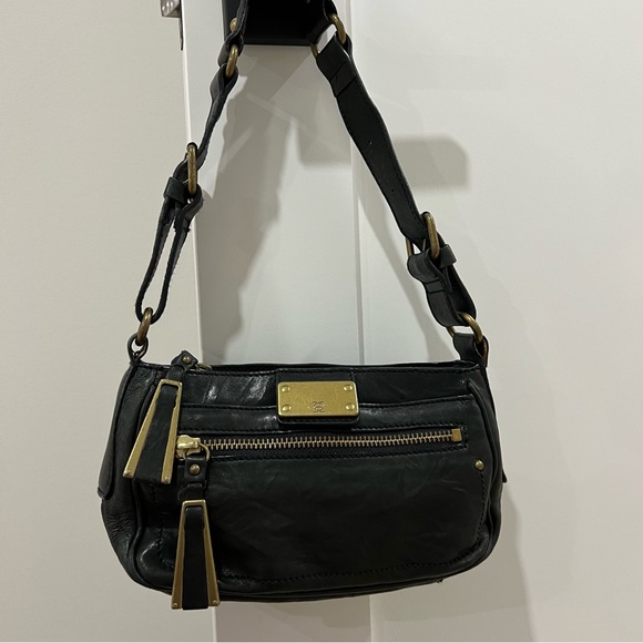 Olivia Harris Leather Shoulder Bag - Picture 7 of 7